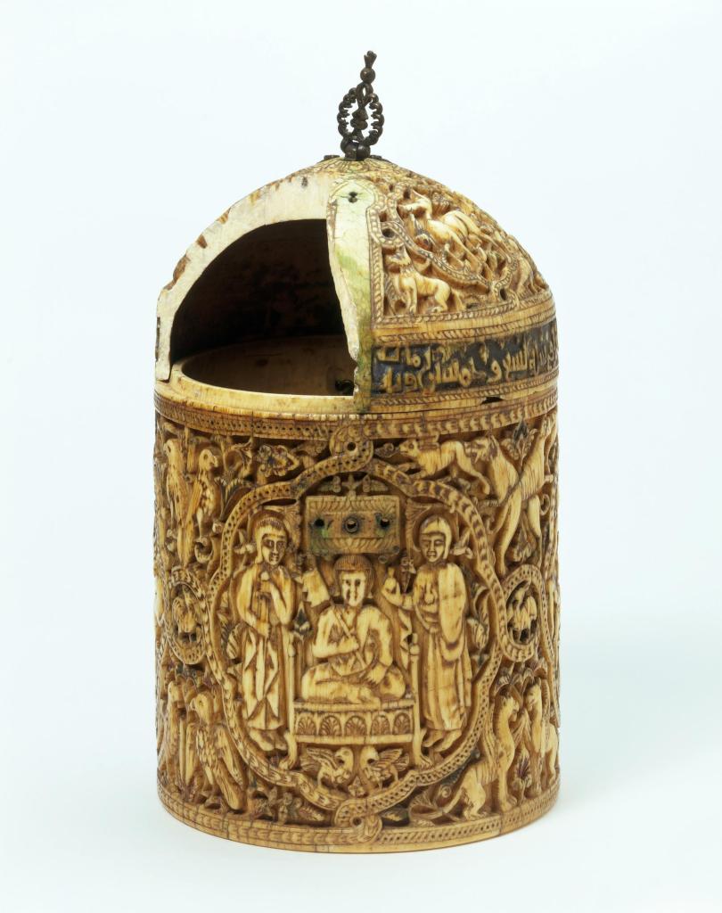 This image has an empty alt attribute; its file name is 2006af7170_2500.jpg